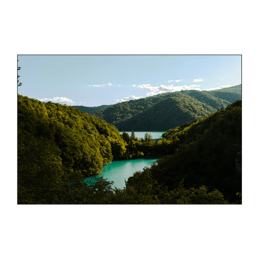 Fotografie mit dem Titel "Wald und Seen" von Robert Sonntag.