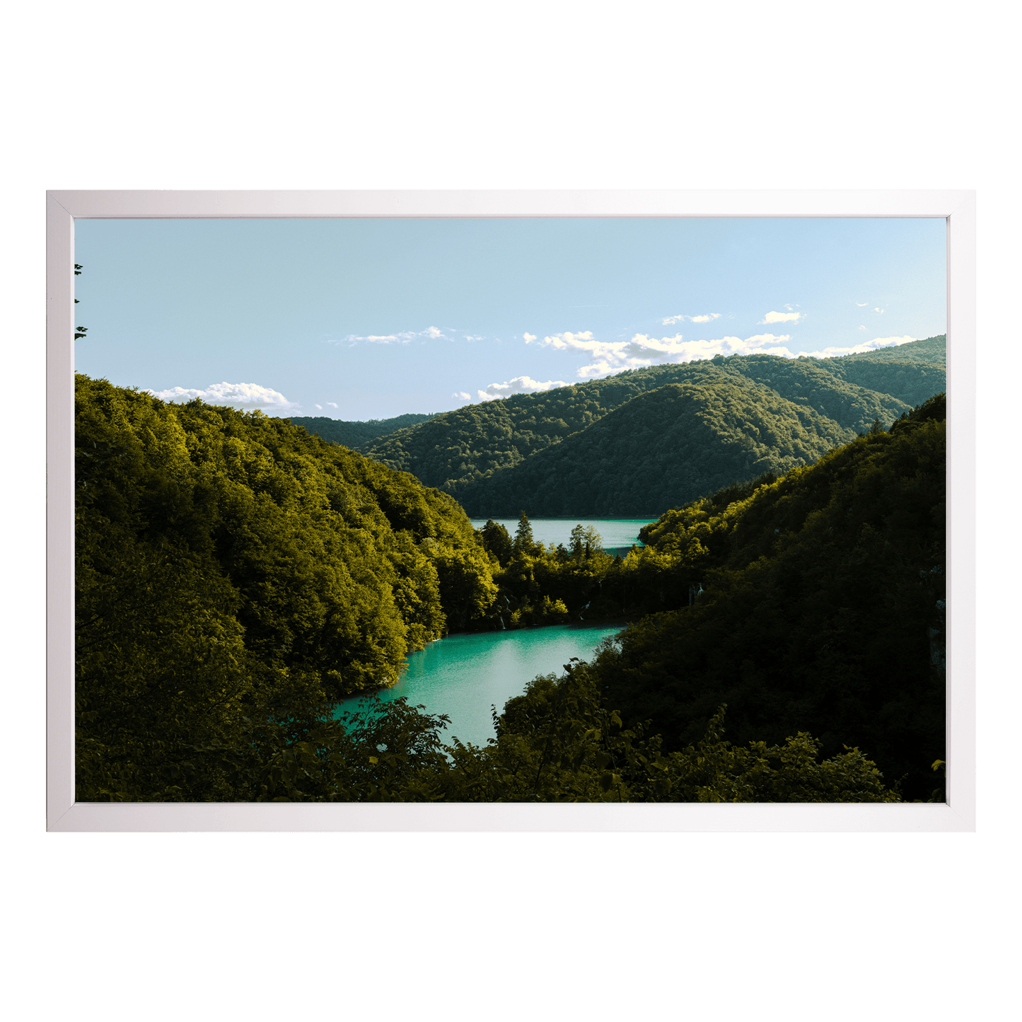 Fotografie mit dem Titel "Wald und Seen" von Robert Sonntag in einem weißen Holzrahmen.